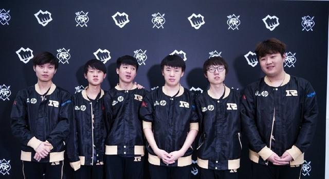 两队乃至联 两队乃至联