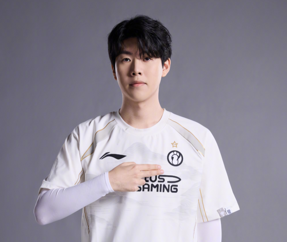 听取多方意 听取多方意