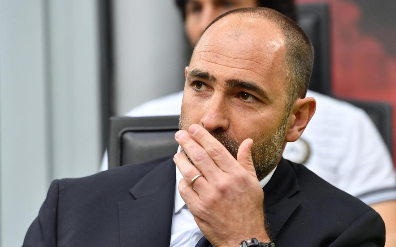 不会轻松 不会轻松