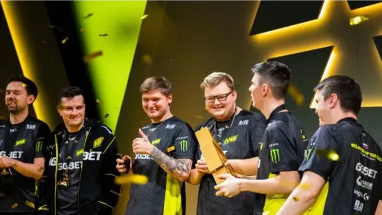 和出色的身 和出色的身